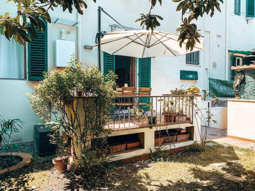 Il Nespolo By Monteverdi Apartments Florencia Exterior foto